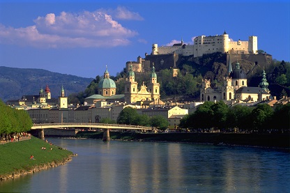 Salzburg-austria-taxi-transfer-airtrail-slovenia.jpg